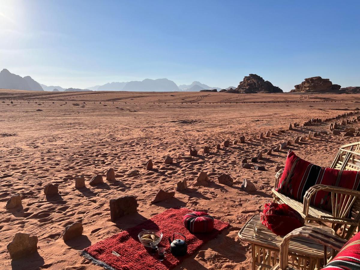 Wadi Rum Bedouin Tour With A Camp Екстериор снимка