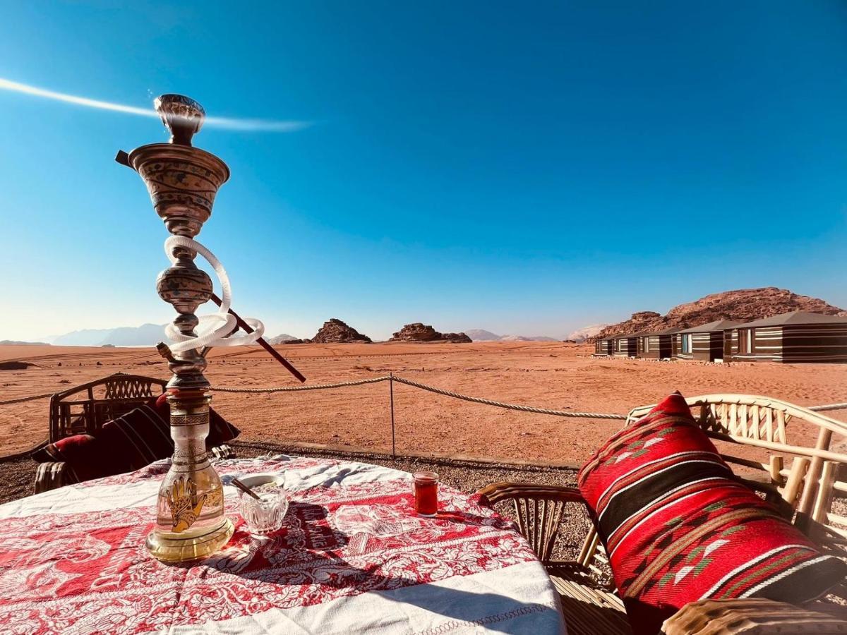Wadi Rum Bedouin Tour With A Camp Екстериор снимка